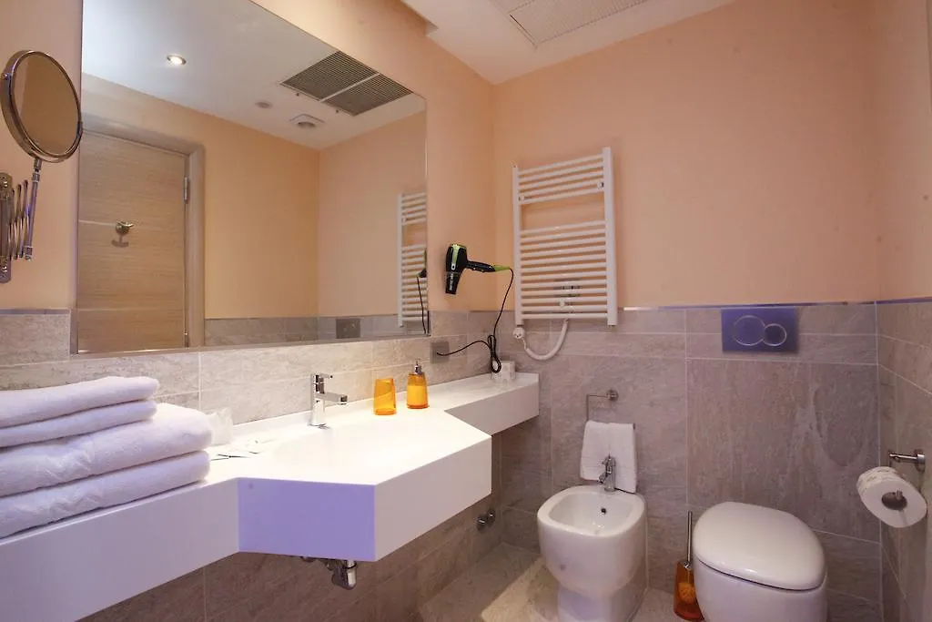 Casa Eli Roma Bed & Breakfast 3*, Rome